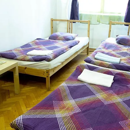 Hostel Downtown *