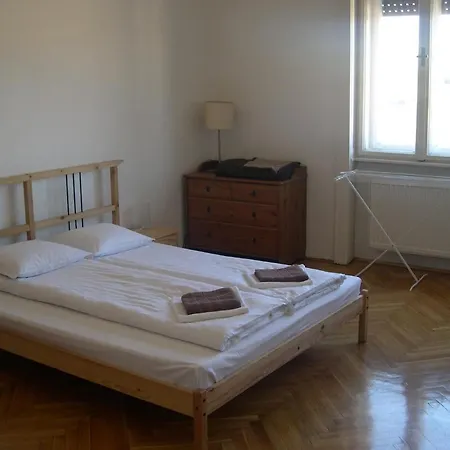 4you Citycenter * Budapešť
