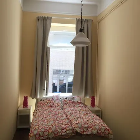 Entire Luxury In The Center Apartment