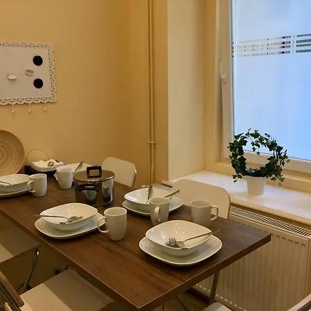 Entire Luxury In The Center