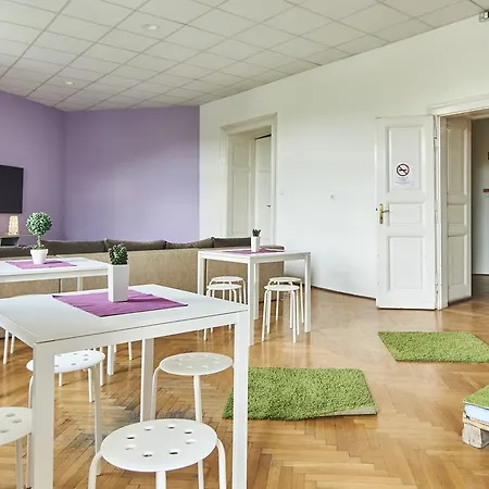 Apartment B3