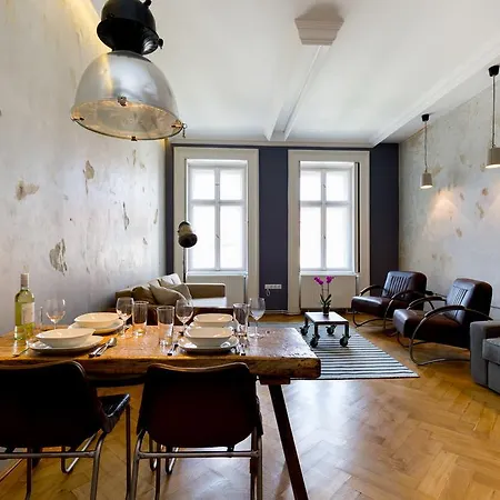 Designer Dream In The Absolute Center Appartamento