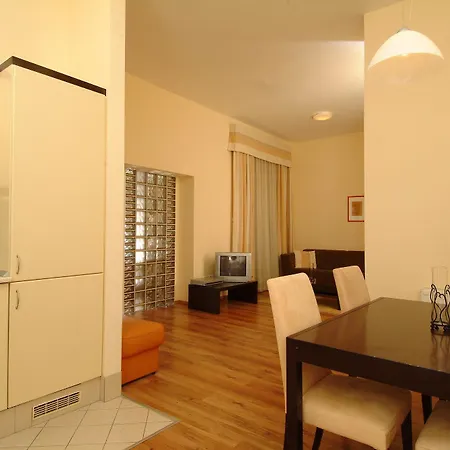 Otel Mamaison Izabella 4*