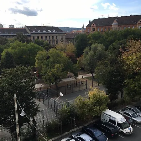Klauzál * Budapeşte