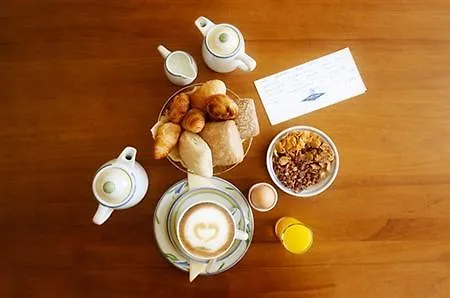 スターライト スイーテン メルレグ ホテル
