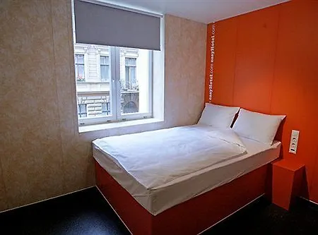 Otel Easyhotel Oktogon Budapeşte