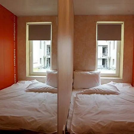 Easyhotel Oktogon Otel 3*