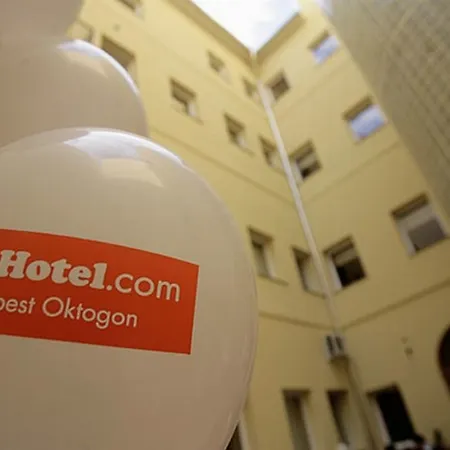 Easyhotel Oktogon Otel 3*