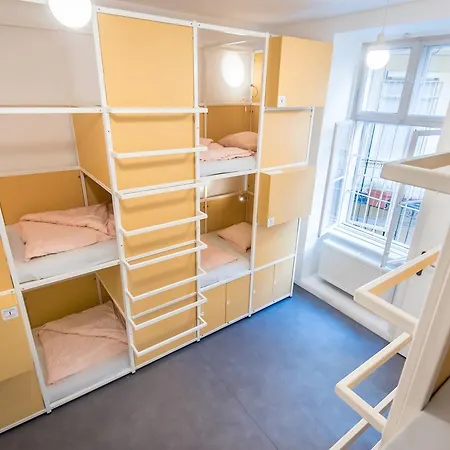 Avenue Hostal Budapest