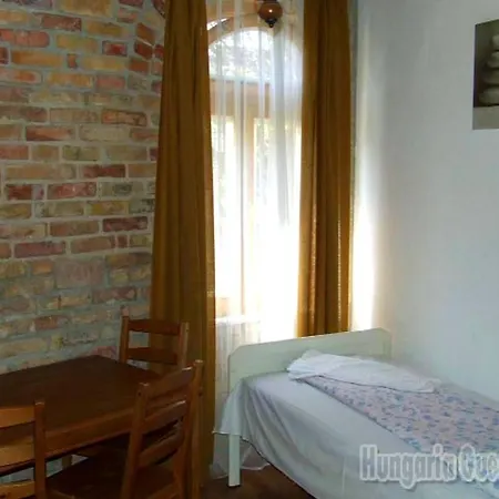 Vendégház Hungaria 2*