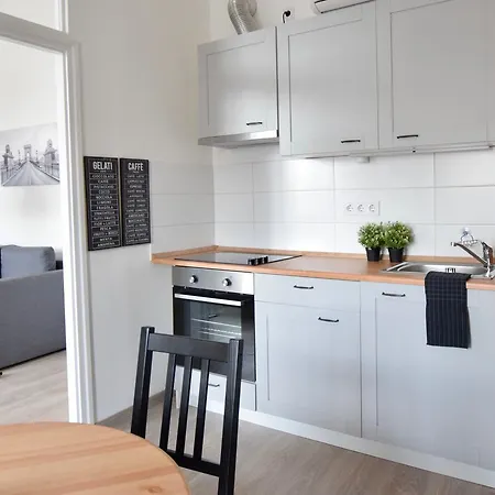 Standard By Hi5 - Bazilika Appartement Budapest