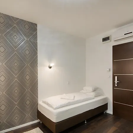 Paulay Downtown شقة فندقية