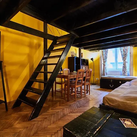Aventura Boutique * Budapest