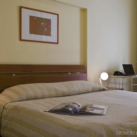 Mamaison Izabella Otel