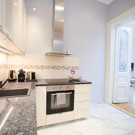 New York Palace View Apartman Budapest