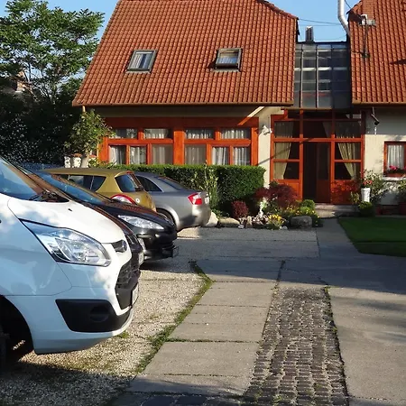 Bai 3* Budapeszt