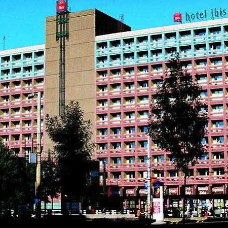 Ibis Vaci Ut