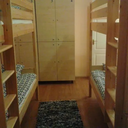 Hostel West Side