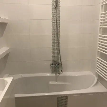 Gozsdu Glamour * Budapest