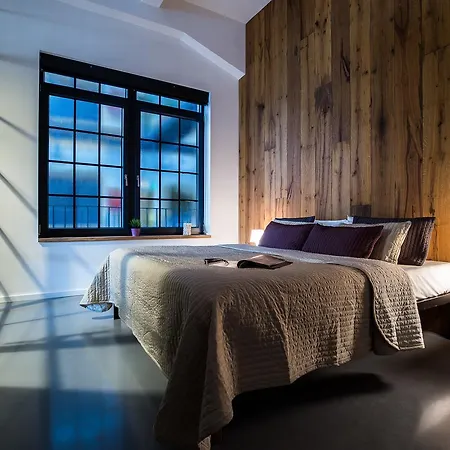 Loft Astoria Apartmán *