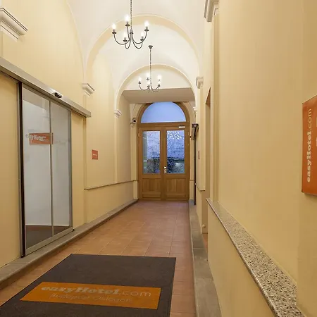 Easyhotel Oktogon Budapeşte