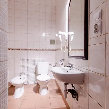 Like - Opera Apartment Budapest