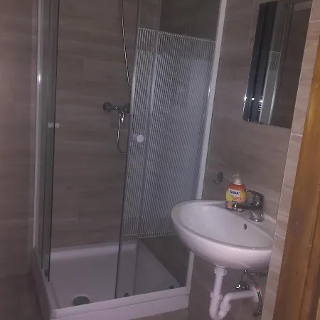 Apartman Voeroesmarty