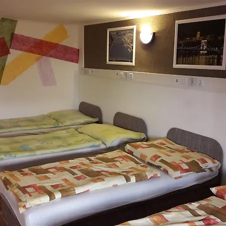 Opera Hostel *