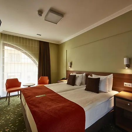 Hotel Budget Victoria 3*