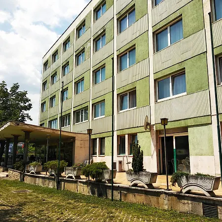 Nap Hotel 3*
