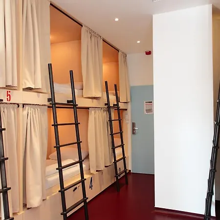 Maverick Soho Hostal