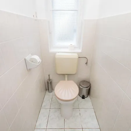 Like - Opera Apartment Budapest