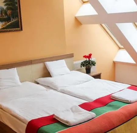 Silver Center 3* Budapest