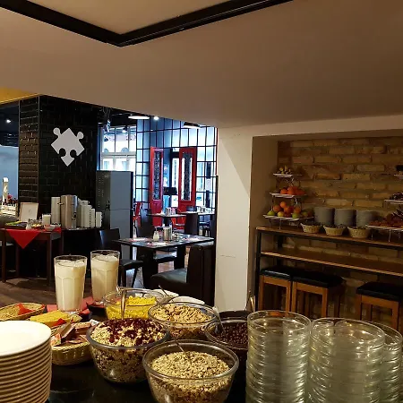 Danubius Erzsébet Center 3* Budapest
