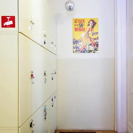Hostel Maverick Hostel&ensuites *
