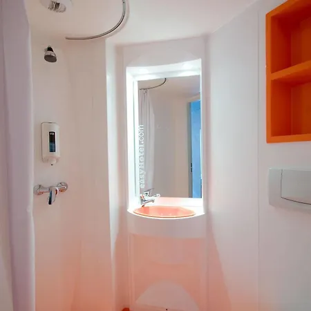 Easyhotel Oktogon Otel