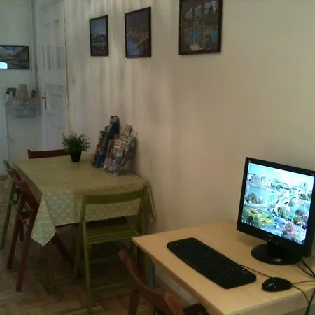 Hostel Caterina Private And