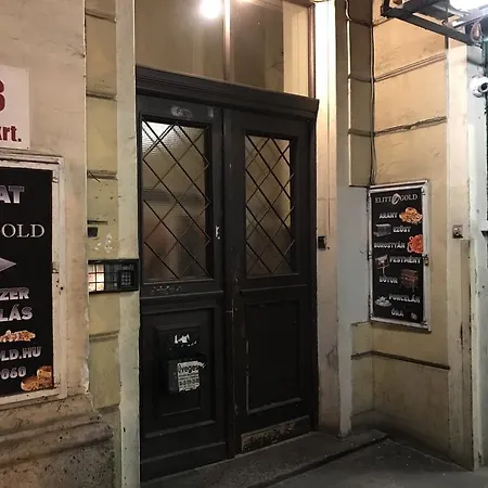 Baraka Hostel Budapešť