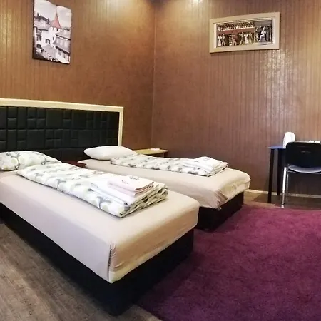 Garden House 2*