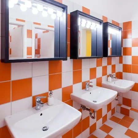 Essential Budapest