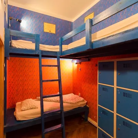Hostel Baroque & Coworking