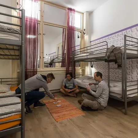 Baroque & Coworking Hostel Budapest
