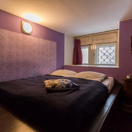 Baroque & Coworking Hostel Budapest