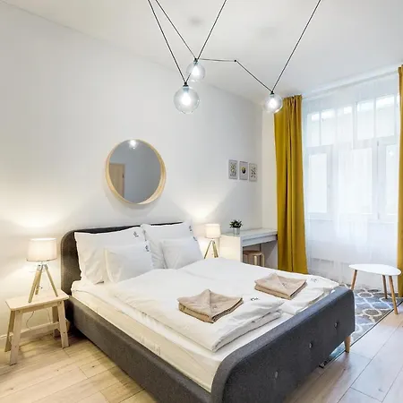 Rozsa Budapest