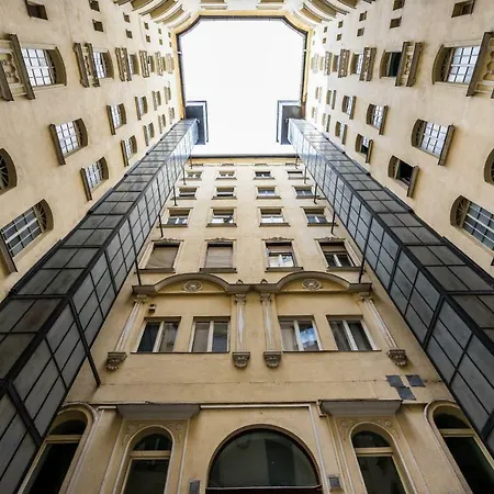 Da Vinci Art Apartment *