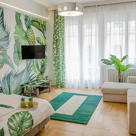 Tropical Apartment *