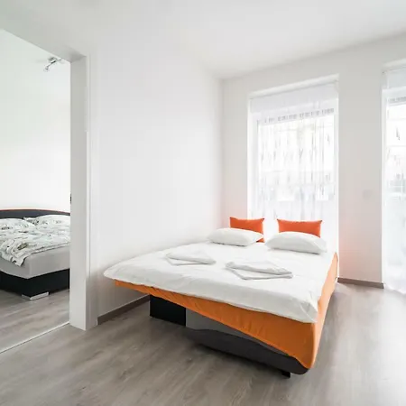 Appartement Bpr Chic White With Terrace & A/c & Garage