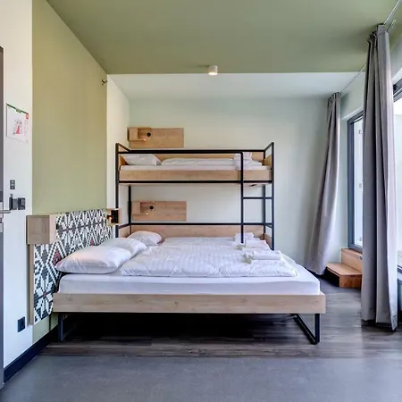 Meininger Great Market Hall Hotel 3*