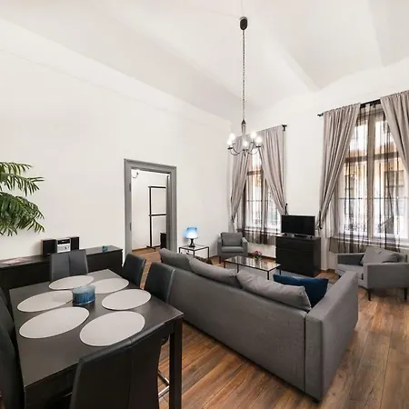 Apartmanhotel Karma Boutique 3*