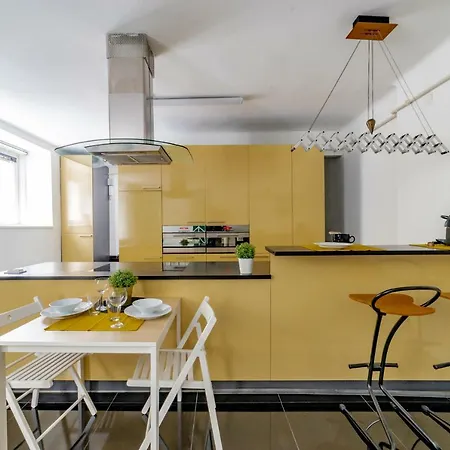 Apartment Chic Castle District *